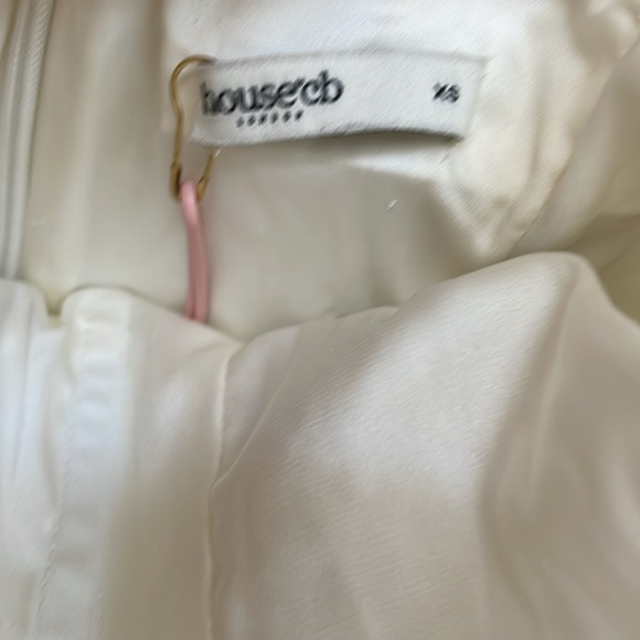 New House Of Cb Loulou Ivory Halter Neck Midi Dress - Picture 6 of 7